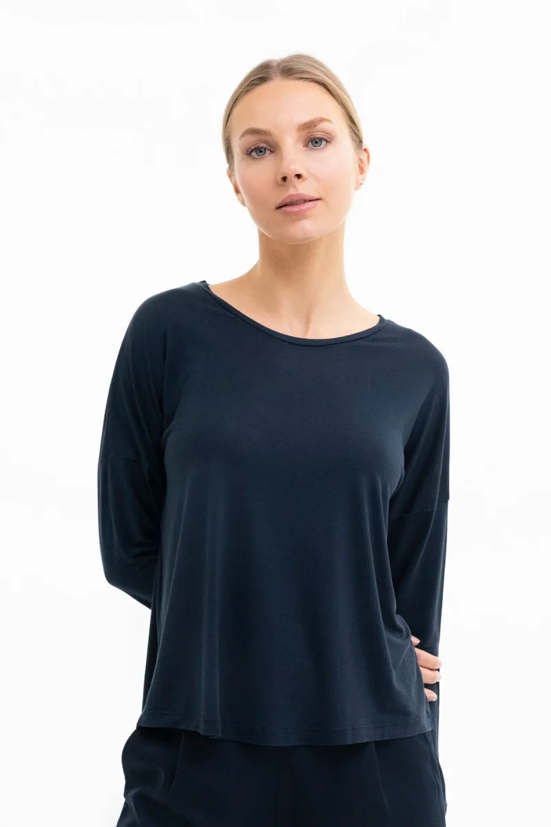 PREMIUM LONGSLEEVE LOOSE FIT | Tencel™ (Lyocell) cream & midnight blue – Bild 4